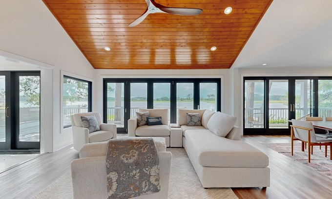 Keen-Wik On the Bay Casa | Keen-Wik on the Bay Spacious home w/community boat launch & dock.