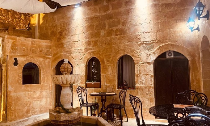 Artuklu Hotel | kefren konağı