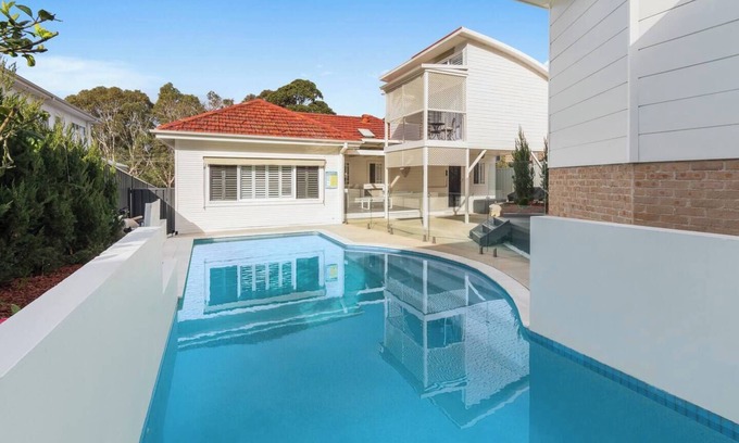 Keiraville Casa | Keiraville Poolside Escape University Proximity
