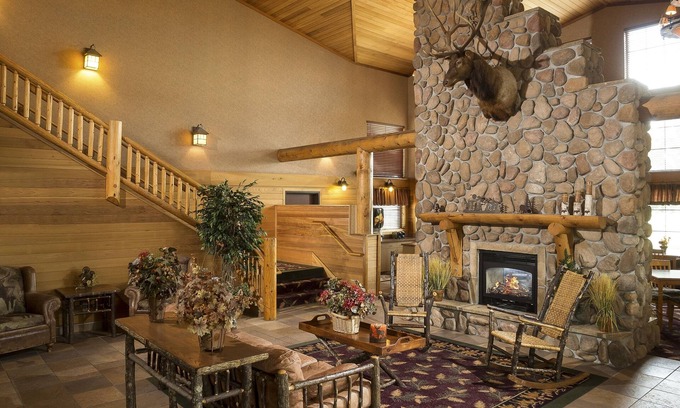 Mitchell Hotel | Kelly Inn & Suites Mitchell South Dakota