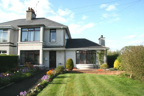 Ballymoney Casa | Ken-Mar House Bed and Breakfast