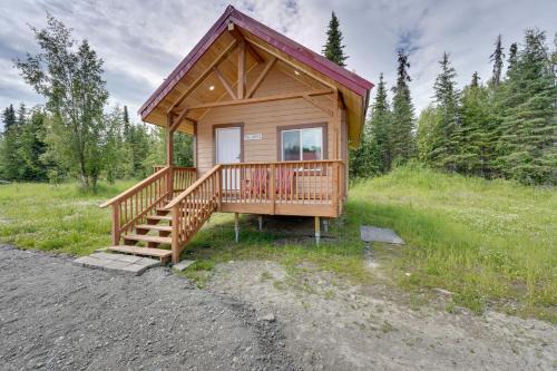 Kalifornsky Apartamento | Kenai Peninsula Base Camp Cabin in Soldotna