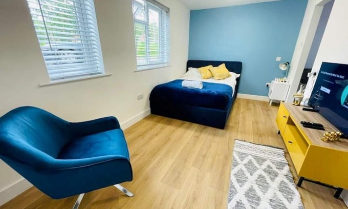 Kenilworth Apartamento | KENILWORTH STUDIO * GROUND FLOOR * PARKING