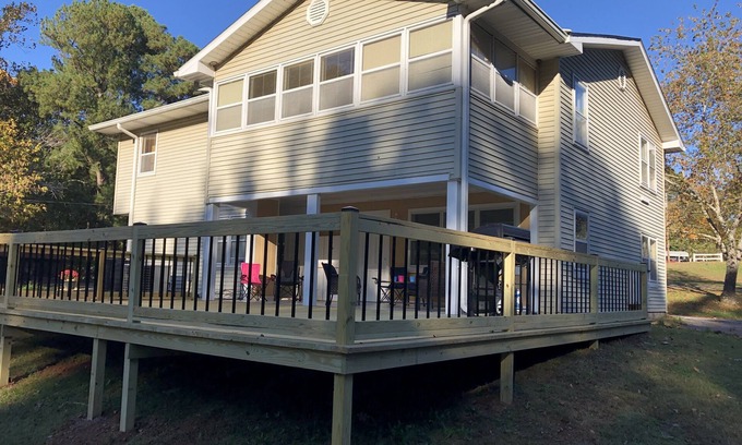 Benton Casa | Kentucky Lake House