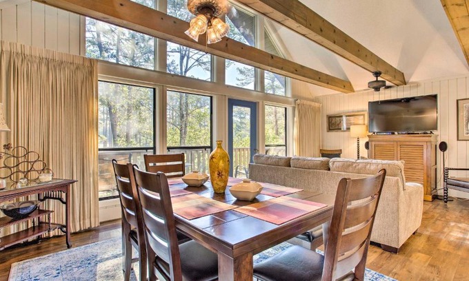 Salem Apartamento | Keowee Keys Home with Mountains View and Lake Access!