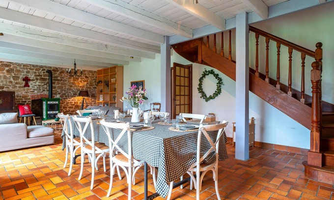 Quimperle Casa | Kerfeunteun - Grande maison à 15min de la plage
