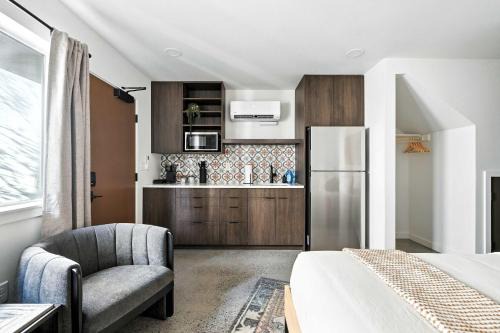 Kerns Apartamento | Kerns Studio Near Coffee Dining & Transit