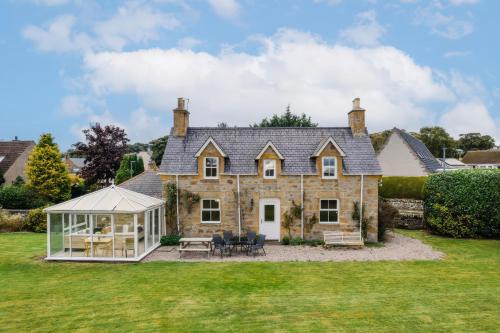 Dornoch Casa | Kerrisdale