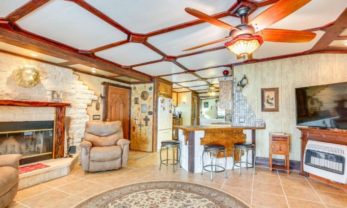 Kerrville Casa | Kerrville Vacation Rental with Colorful Courtyard!
