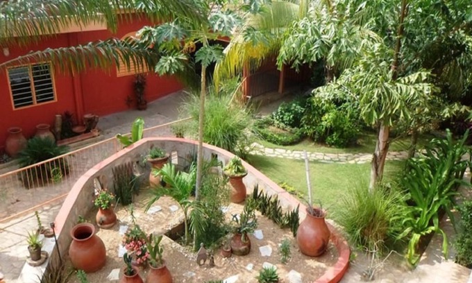Lome Casa | Keryvonne
