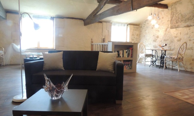 Gensac Apartamento | De Kestrel Loft Apartment