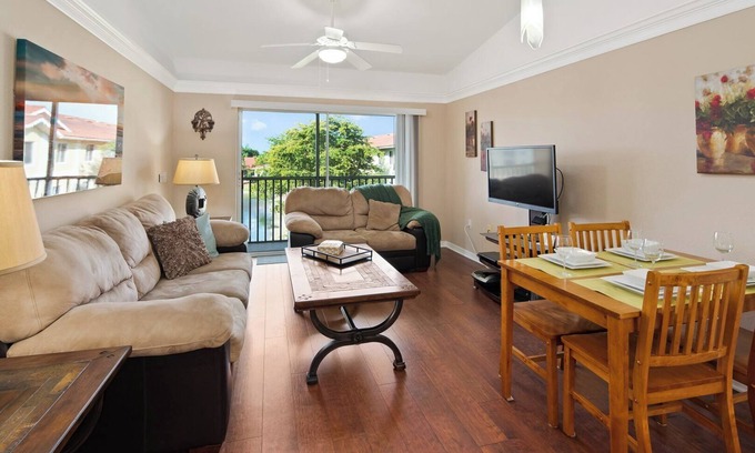 Naples Apartamento | Key Royal - William Raveis Rentals