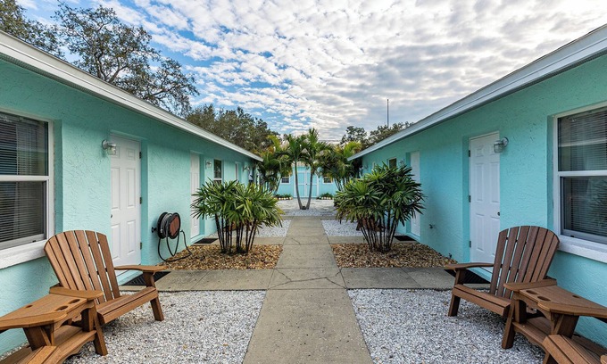 Tarpon Springs Apartamento | Key West Style Bungalows!