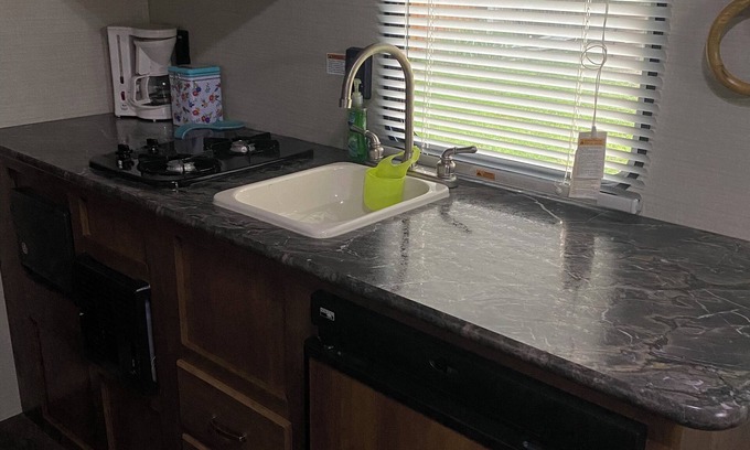 Winchester Alquiler De RV | Keystone Sunnydale Mini RV