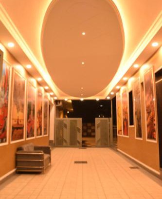 Lanka Hotel | Kgh