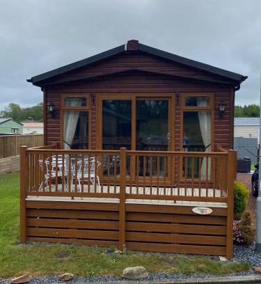 Morpeth Otro | Khans Cabin