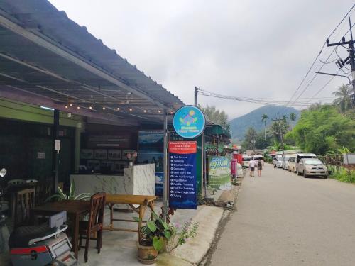 Khlong Sok Cama Y Desayuno | Khaosok Happy House