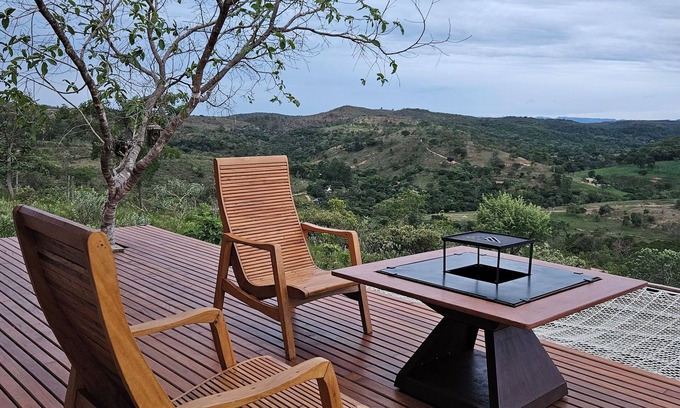 Jaboticatubas Chalet De Esquí | Khaya Chalés 01: Chalé de Luxo na Serra com Hidro