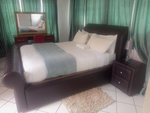Mahalapye Casa | Khayalami Guest House