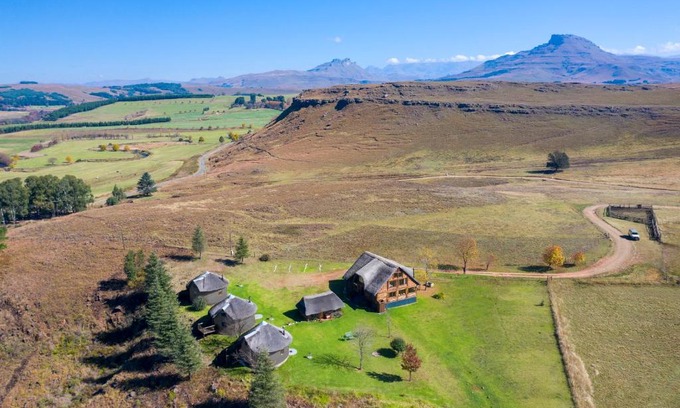 Kwa Sani Casa | Khotso Lodge & Horse Trails