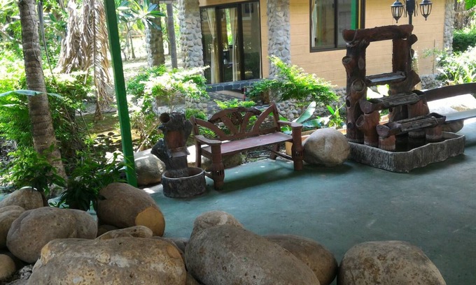 Sarika Hotel | Khwan Darunee
