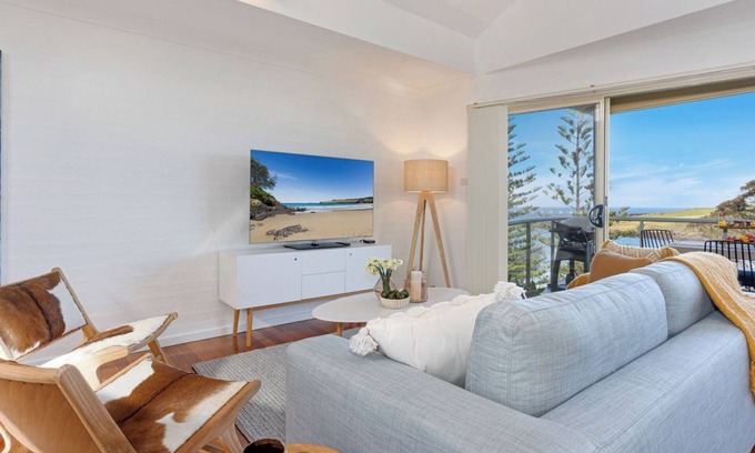 Kiama Villa | Kiama Haven overlooks Kiama Coastal Walk, Easts Beach and the ocean - amazing!