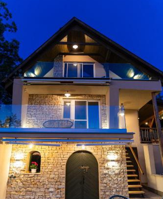 Nagybakonak Casa | KICIKLA Fire & Wine