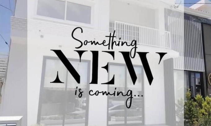 Larnaca Apartamento | Kick back and relax in this calm, stylish space.