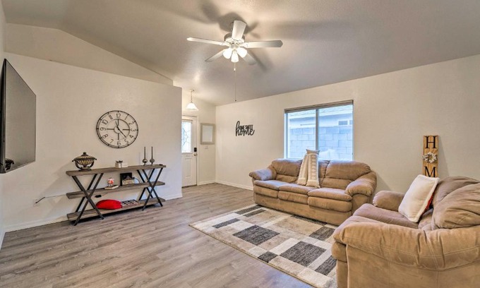 Kingman Casa | Kid-Friendly Kingman Home Near Parks and Dining