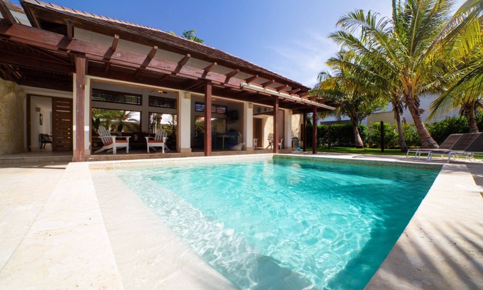 Punta Cana Villa | VILLA DE LUJO AMIGABLE PARA NIÑOS - 300 YARDS OF BEACH - MEJOR VALORADO - VER VIDEO