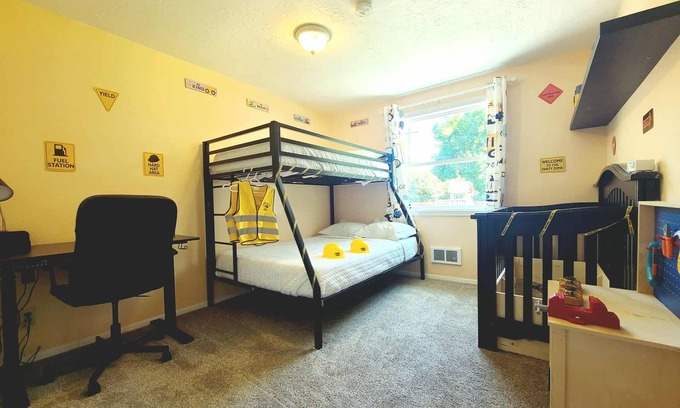 Teton Casa | Kid-Oriented Themed Adventure - 3-bedroom house
