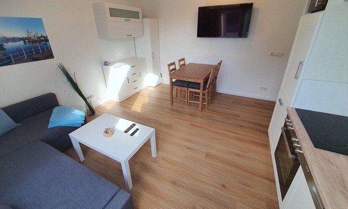 Russee - Hammer Apartamento | Kiel-Russee, Parkplatz, Ladesäule, CO2 frei