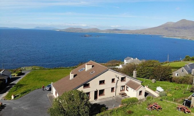 Tully Casa | Barrastaile, Renvyle