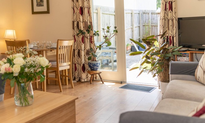 Instow Casa | Kiln House - 3 Bed, Sleeps 6, (TJS1KH)