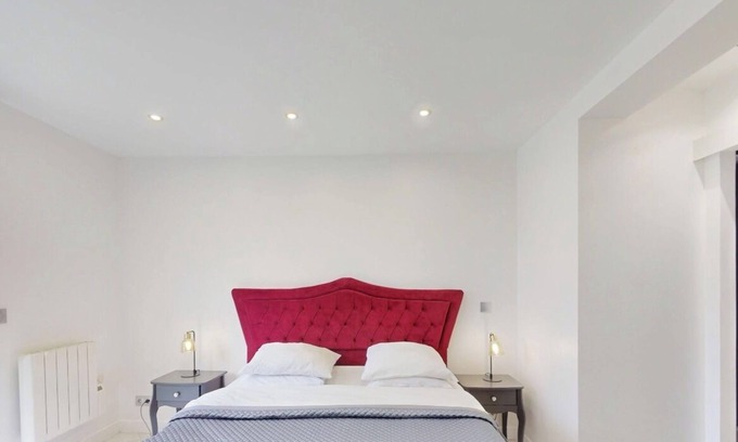Osny Casa | Kimia Suite Room