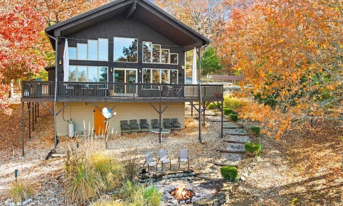 Rogers Casa | Kindred Hollow - Lake & Mountain Views