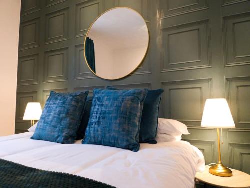 Cathays Apartamento | King Bed Apartment by Property Promise