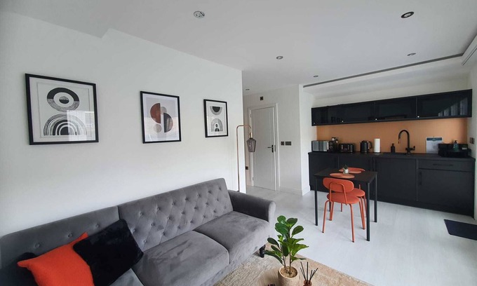 Grays Cabina | King bed cabin, sauna, hideaway,