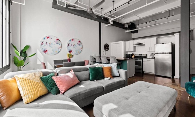 Downtown Fort Worth Apartamento | King Bed Charming DWTN FTW Loft Sundance Square