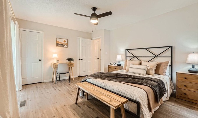 Oak Forest Apartamento | Limpio: Cómoda Sitio en el Centro de Charlotte