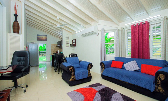 Mammee Bay Casa | Cama King, aire acondicionado completo, piscina, cerca de cataratas y playas.