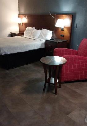 Jackson Apartamento | King Bed Hotel Room 116