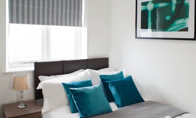 Thrapston Casa | King BED W/Garden. Perfect Location. Free Parking