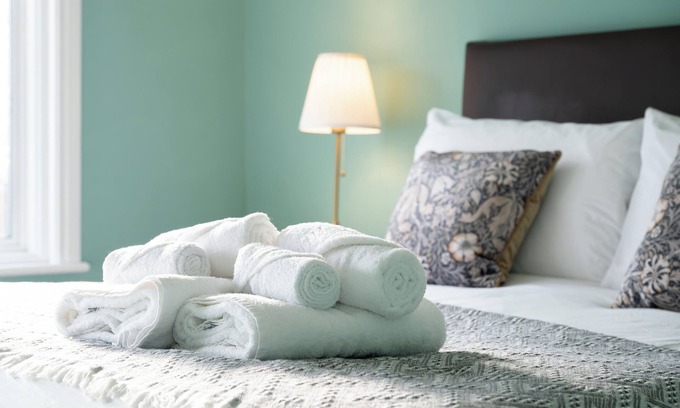 Markhouse Apartamento | King Beds & Fast WiFi close to Shops, min walk to bus stop, 15 min to Tube