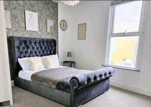 Gillingham Apartamento | King Charles House