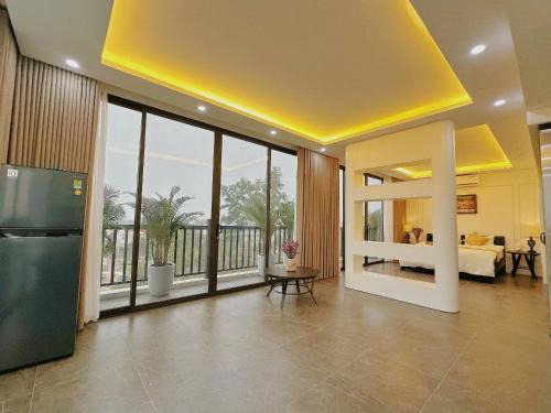 Son Tay Hotel | King Hill Vila