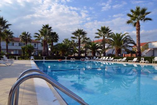 Fondachello Hotel | King's House Hotel Resort