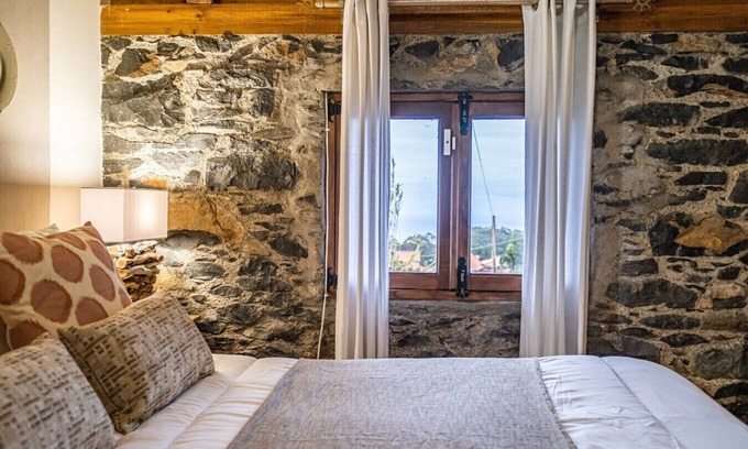 Porto Moniz Cabaña | King' Shelter by Madeira Sun Travel