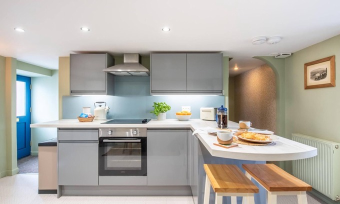 Inverness City Centre Casa | King Street Cottage, in the Centre of Inverness