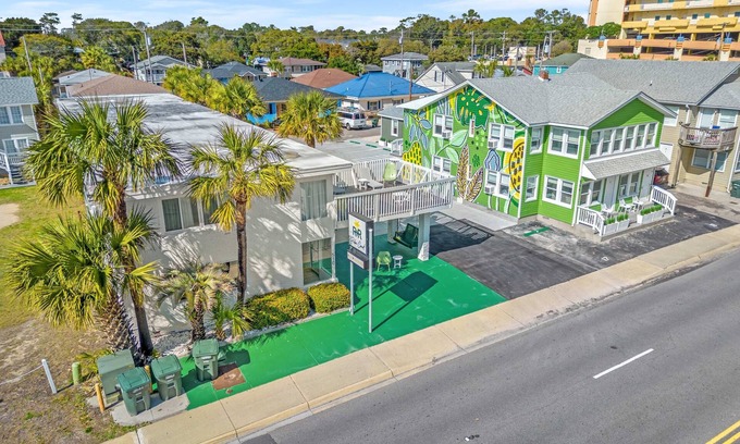 Ash Apartamento | King Studio at remodeled Motel| Hidden gem in NMB!